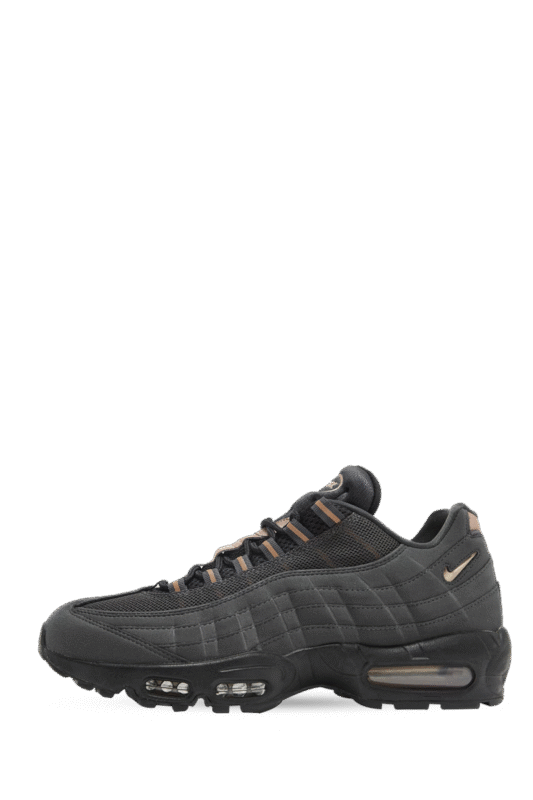syna x nike air max sneaker