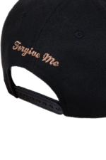 syna world cap