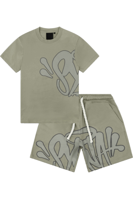 syna world logo shorts set