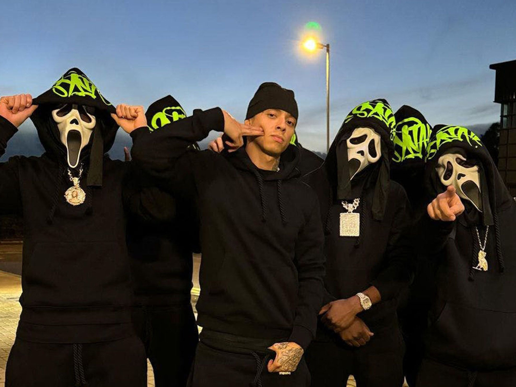 hip hop clothing